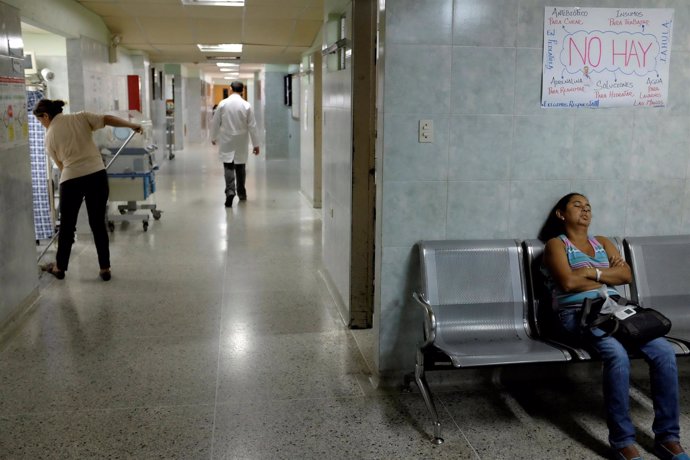 Sala de espera de un hospital en Venezuela