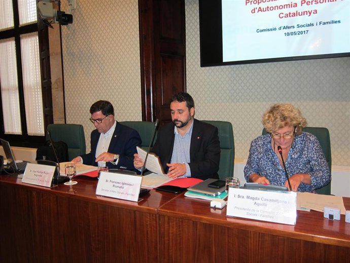 El secr.De Asuntos Sociales y Familias de la Generalitat F.Iglesies     