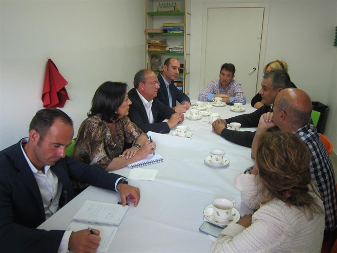 Monago visita las instalaciones de Aspace                  