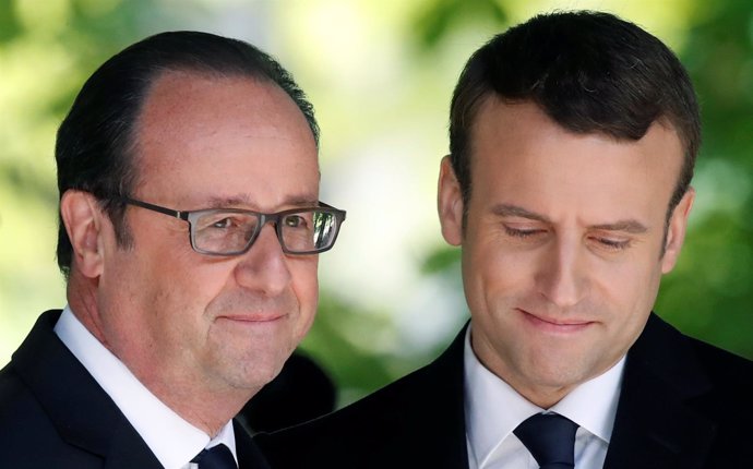François Hollande y Emmanuel Macron