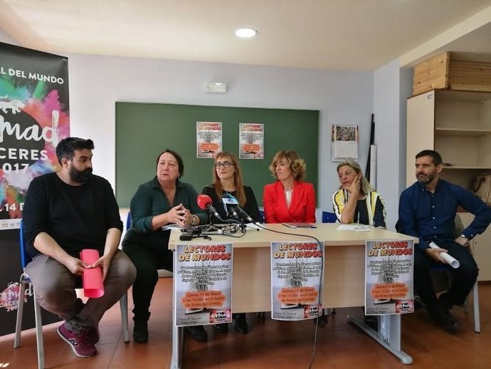 Presentación de 'Mundo palabras' del festival Womad Cáceres