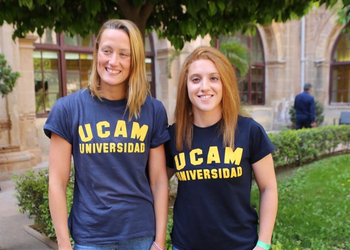 Mireia Belmonte i Ana Mariblanca, esportistes de la UCAM