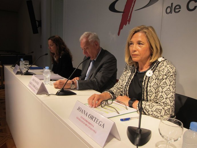 Periodista Neus Tomàs, exministre J.M.G.Margallo, exvicepta. J.Ortega