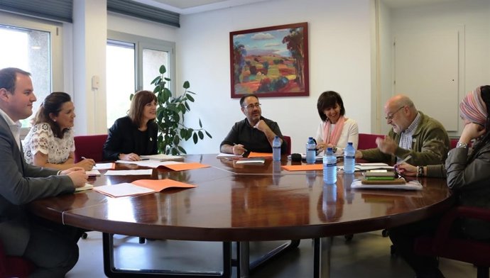 Reunión de Artolezabal con agentes de intervención social