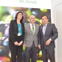 La Interprofesional del Aceite de Orujo de Oliva y CaixaBank se alían en el marco de Expoliva