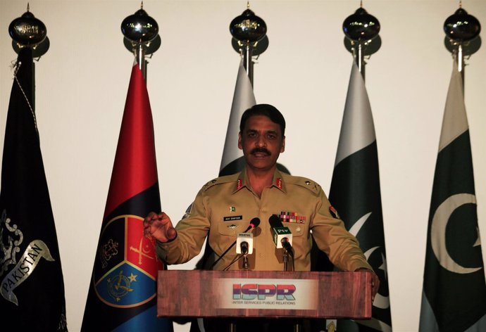 El general Asif Ghafoor, portavoz del Ejército de Pakistán 