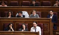 Diputados y senadores de Unidos Podemos y confluencias debaten mañana sobre la moción de censura