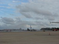 El aeropuerto de San Pablo de Sevilla bautiza la nueva ruta con Napoles