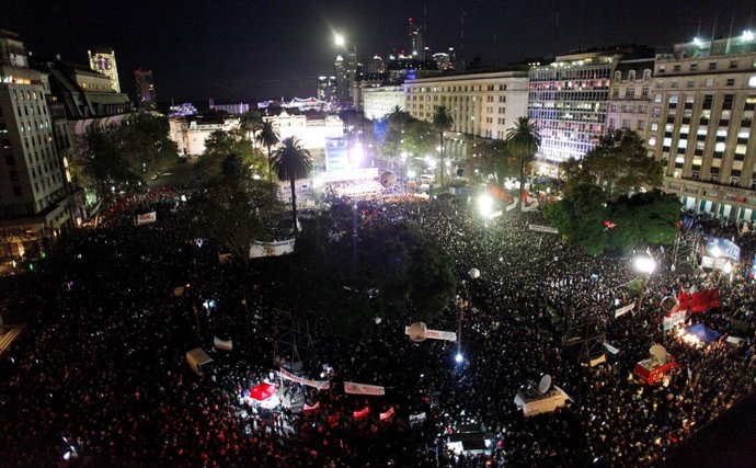 Marcha en Argentina contra la 'Ley del 2x1' en condenados por lesa humanidad
