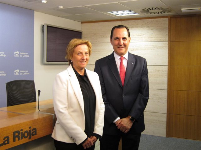  Consejera De Desarrollo Y Presidente De Iberaval Ofrecen Rueda De Prensa 