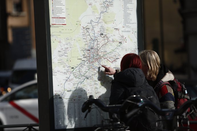 Turismo, turistas, turista, Plaza España, mapa de Metro de Madrid