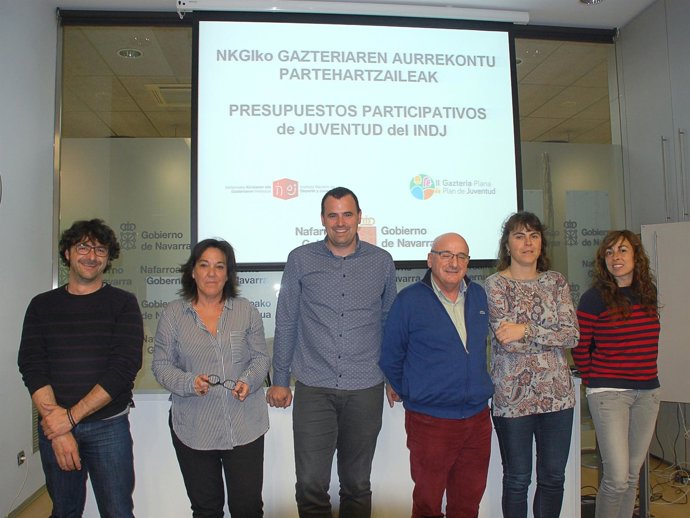 Responsables y técnicos de Juventud en el acto de presentación. 