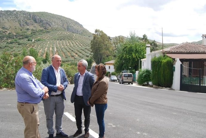 Ruiz (centro) e Izquierdo (dcha.) durante su encuentro