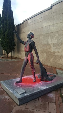 Denuncia de pintadas en Las Ventas