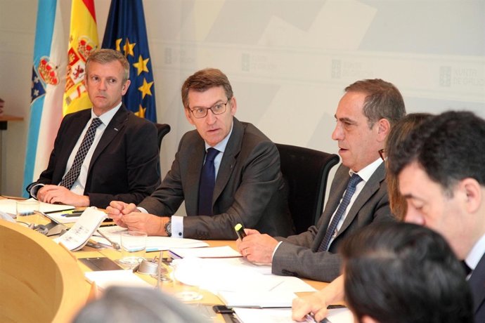 El presidente de la Xunta, Alberto Núñez Feijóo, preside el Consello de la Xunta