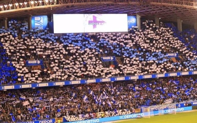 Riazor Blues en el fondo de Riazor