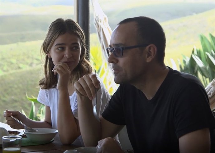 Laura Escanes y Risto Mejide estarán en Planeta Calleja este domingo