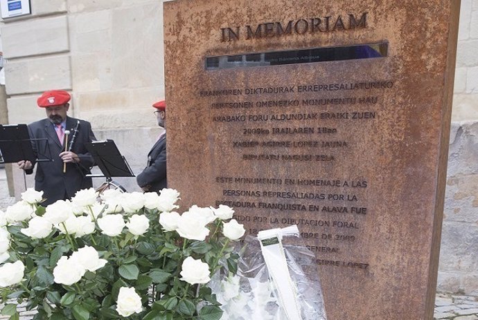 Monumento foral a las víctimas del franquismo