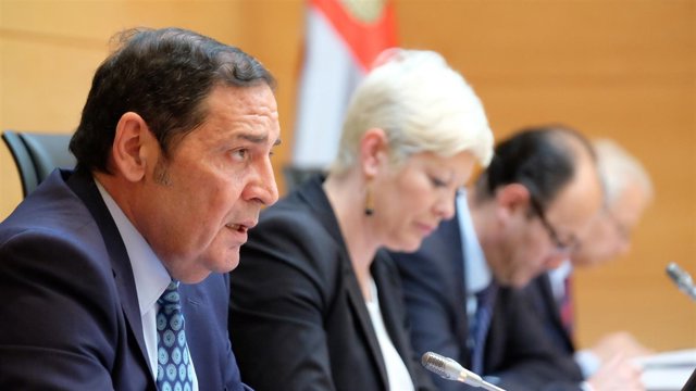 Comparecencia de Sáz Aguado en las Cortes