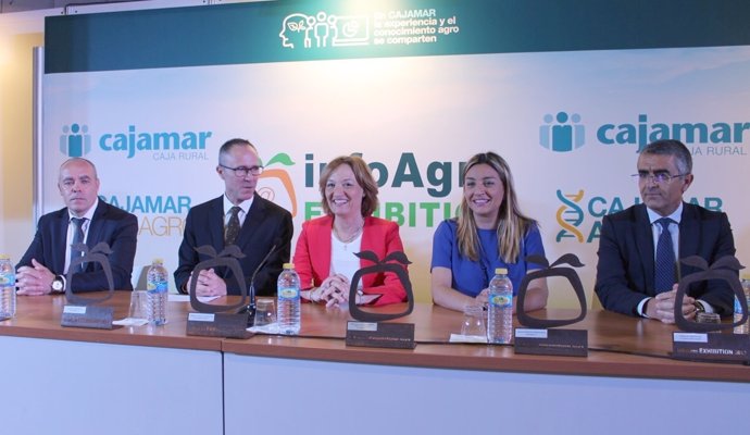 La consejera de Agricultura participa en Infoagro Exhibition