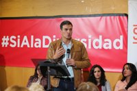 Sánchez niega ningún giro a la izquierda de su propuesta para el PSOE: el único "volantazo" fue la abstención 