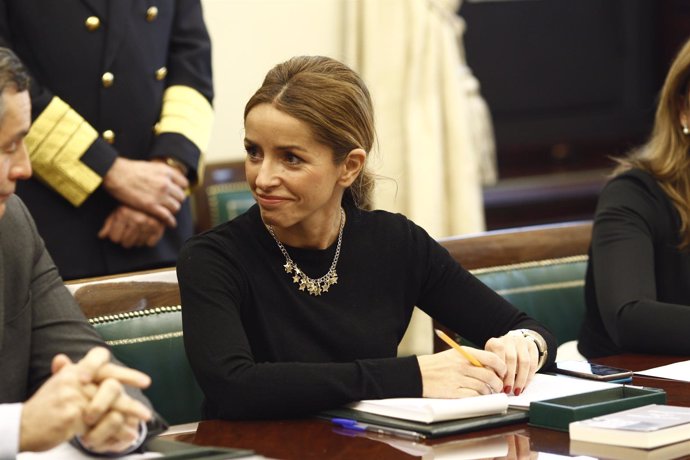 Patricia Reyes en la primera reunión de la mesa del Congreso