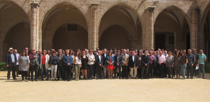 Marzà preside la constitución de la Mesa de la Cultura Valenciana            