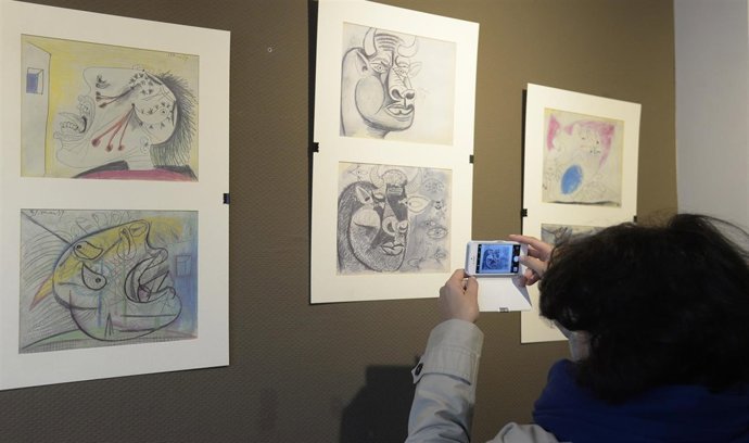 Burgos: Bocetos de El Guernica de Picasso