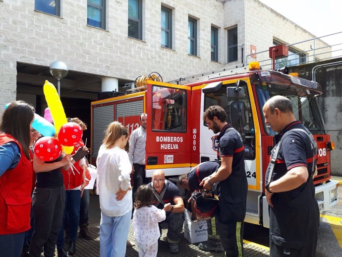 El hospital Juan Ramón Jiménez celebra el Día del Niño Hospitalizado. 