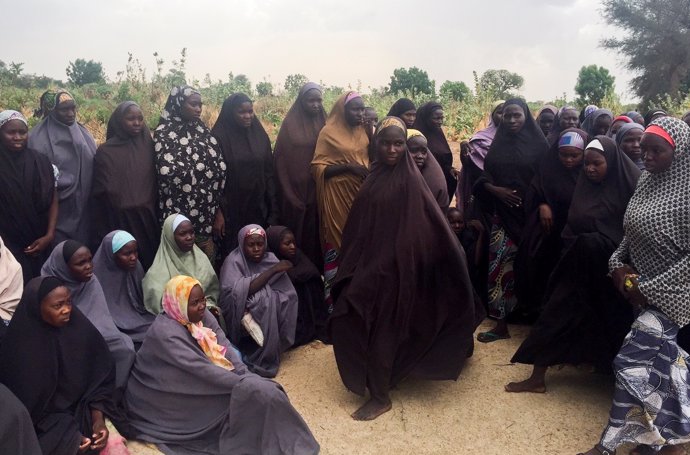 Parte de las 82 chicas secuestradas en Chibok y liberadas por Boko Haram