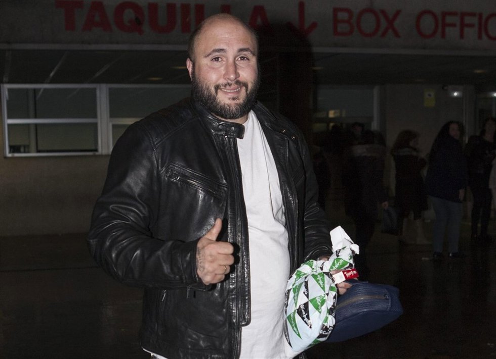 Kiko Rivera se pone romántico en un bolo