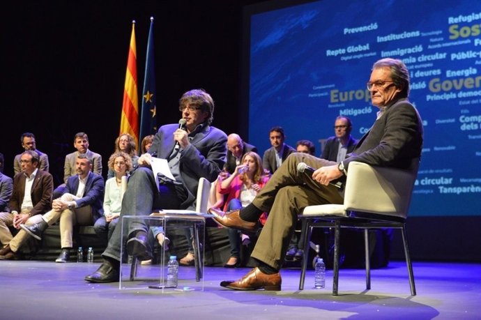  Carles Puigdemont i Artur Mas