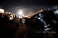 Al menos cuatro muertos al descarrilar un tren de pasajeros en Grecia