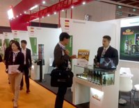 Un total de siete empresas de alimentación exponen sus productos en la feria Hofex de Hong Kong con Extenda