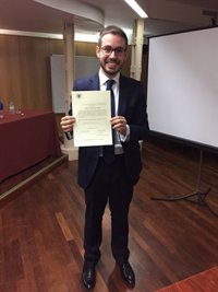 Sobresaliente cum laude para un toledano en su tesis sobre leyes polémicas