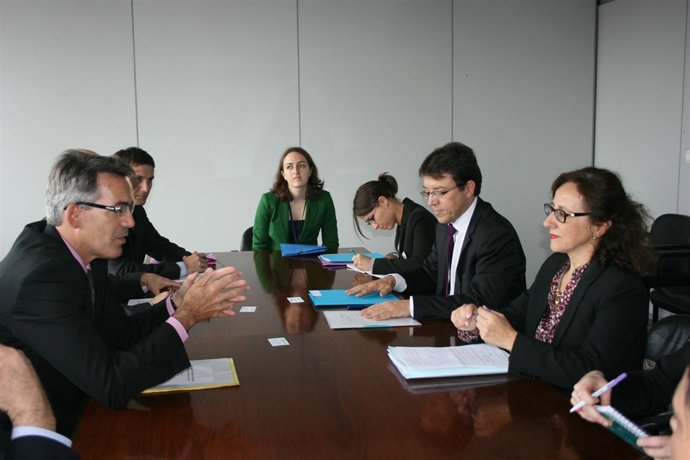 Olivier Onidi y belén Fernández en Bruselas