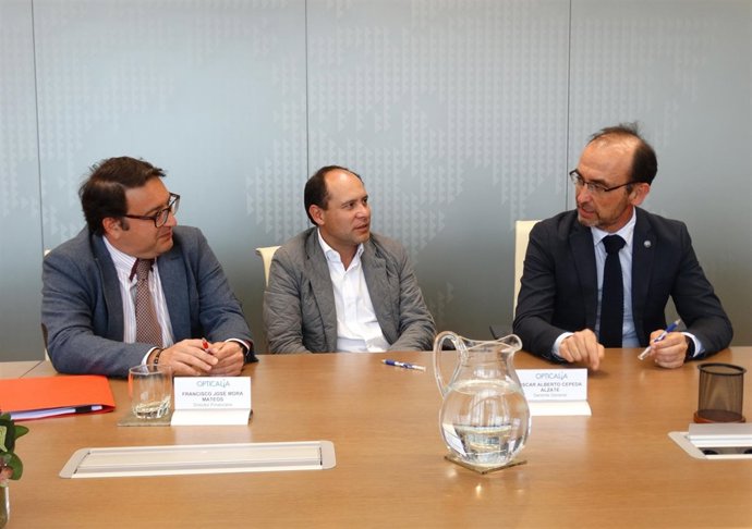 Opticalia amplía su actividad en Colombia con una inversión de 2,5 millones