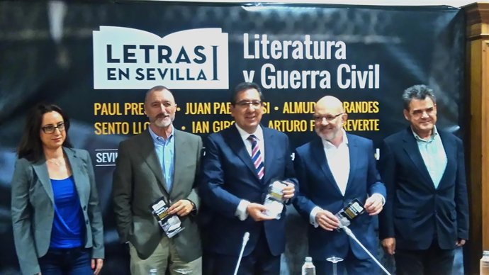 Presentación de 'Letras en Sevilla' de Fundación Cajasol