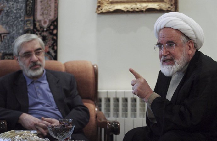 Los opositores iraníes Mirhossein Mousavi y Mehdi Karoubi
