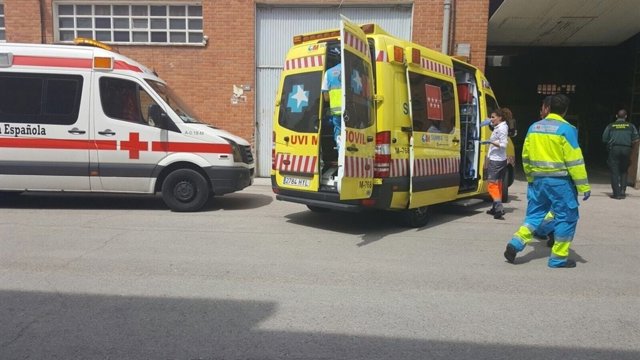 UVI Móvil del SUMMA en el lugar del accidente