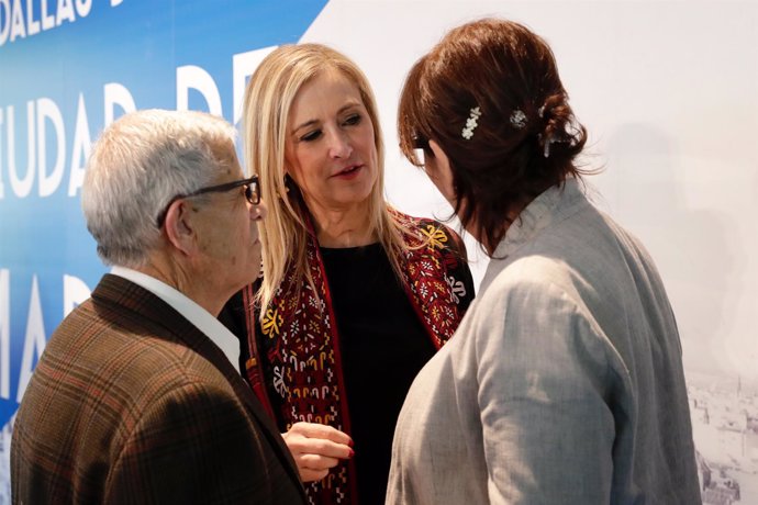 Cristina Cifuentes en la entrega de Medallas de la ciudad de Madrid