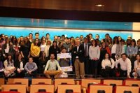 El 30% de la bajada del paro en abril en C-LM correspondió a jóvenes menores de 30 años, según la Junta