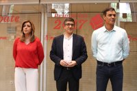Sánchez carga contra la Gestora por la "involución en el discurso democrático" y Díaz le recuerda a Tomás Gómez