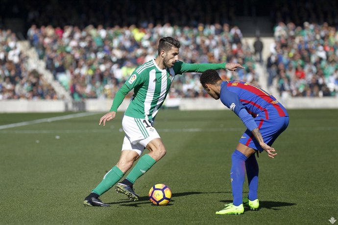 Cristiano Piccini i Neymar en el Betis - Barcelona