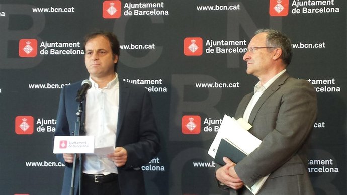 Teniente de alcalde de Barcelona Jaume Asens, gerente de Recursos Joan Llinares