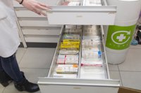 Las farmacias piden más competencia real entre genéricos y medicamentos de marca