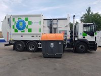 La recogida de residuos se hará con un nuevo sistema de contenedores laterales con más espacio y menos impacto acústico