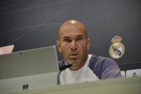 Zidane: "Tenemos que seguir hasta el último minuto del último partido"