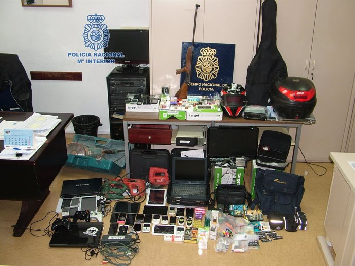 Detenidos cinco jóvenes por robos en Pontevedra