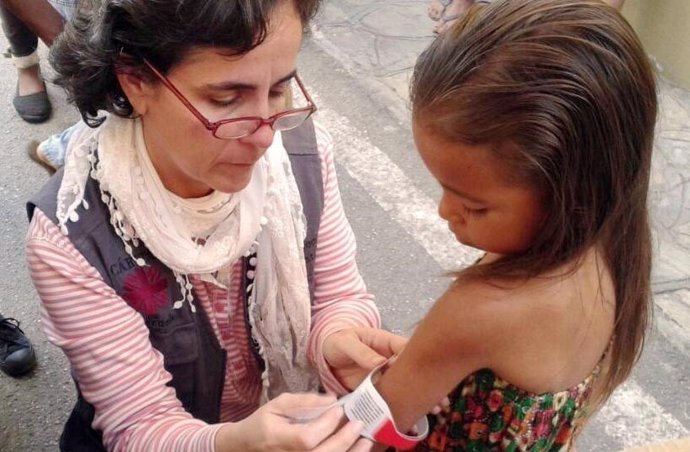 Niña con desnutrición en Venezuela